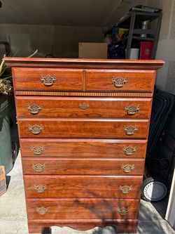 Dresser