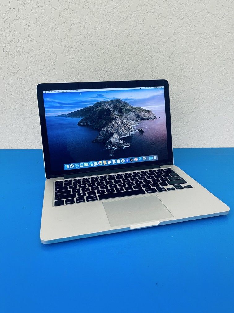 Apple MacBook Pro 13.3" Retina / NEW Battery / 2.5GHz Quad Core i5 / 8GB RAM / 256GB SSD / macOS Catalina / A1425 (Late 2012)