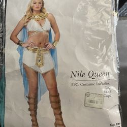 Costume