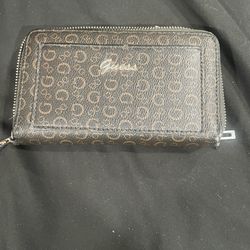Guess Wallet