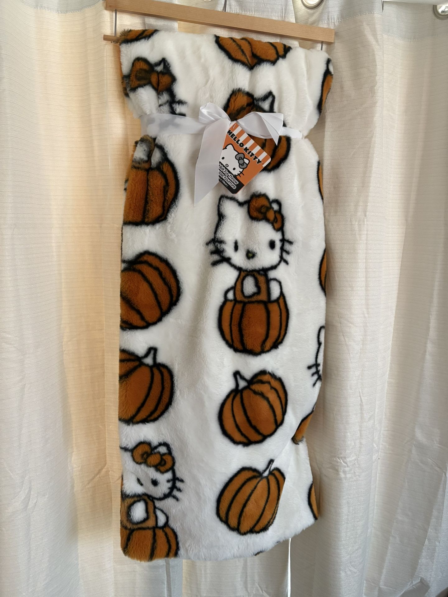Hello Kitty Blanket