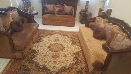 1 couch, 2 love seats, 1 chair, and 3 tables high quality!