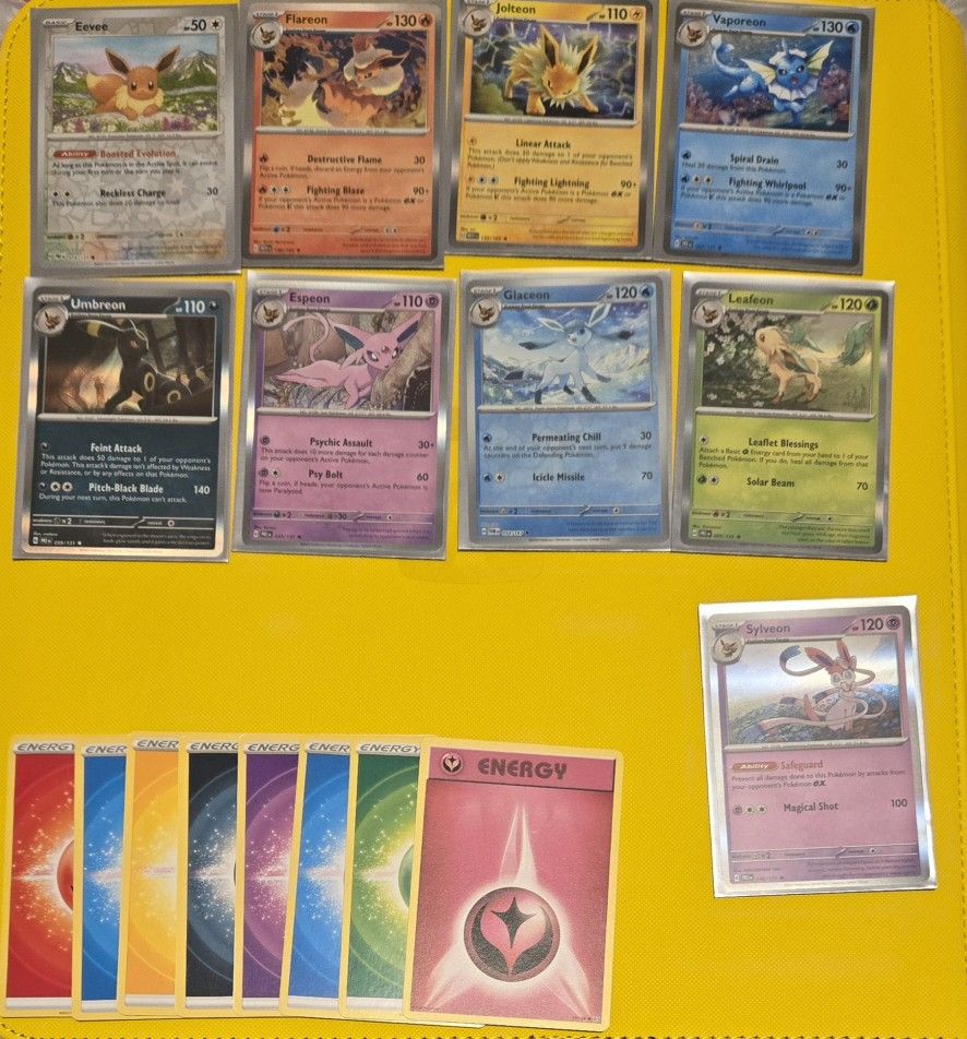 Pokemon EEVEELUTIONS HOLO Pack