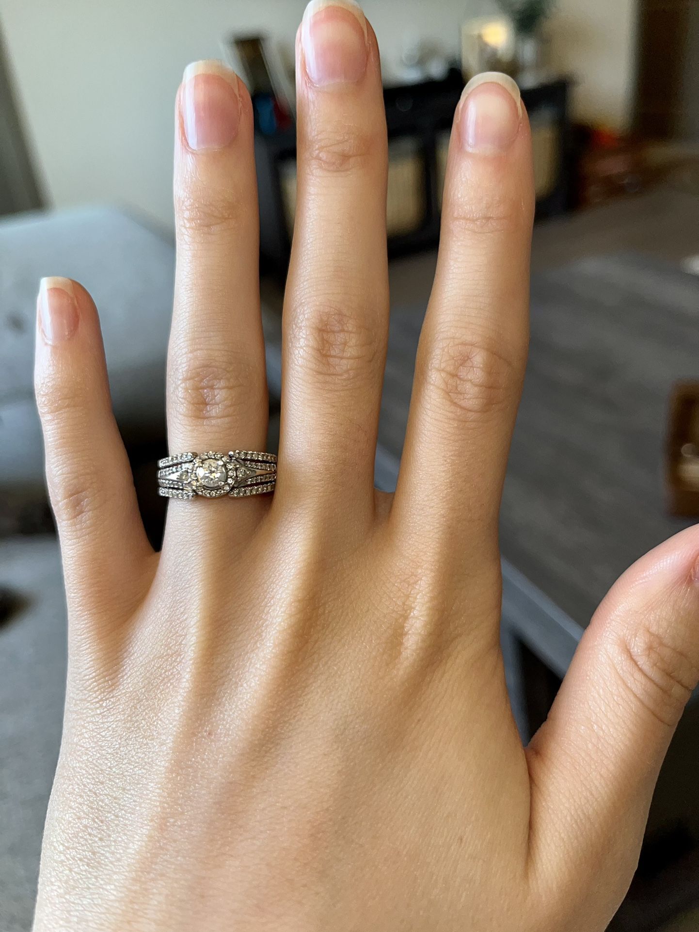 Engagement Ring And Wedding Band Set