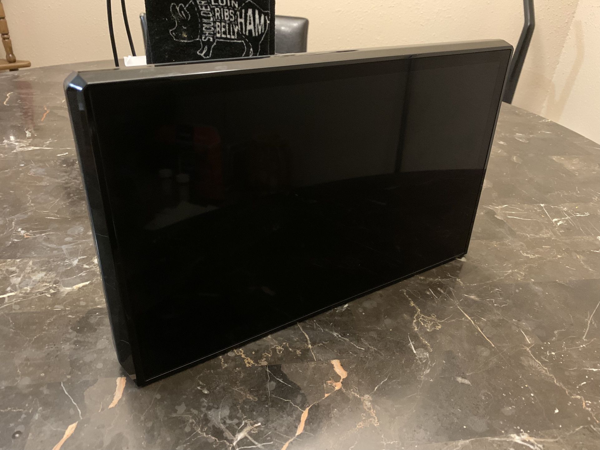 2024–2025 Toyota Tacoma OEM Touchscreen Radio Display – Bluetooth & FM
