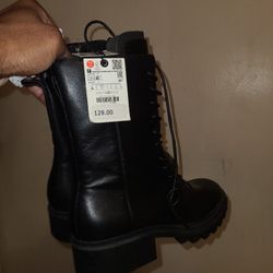 Zara Female Boots 
