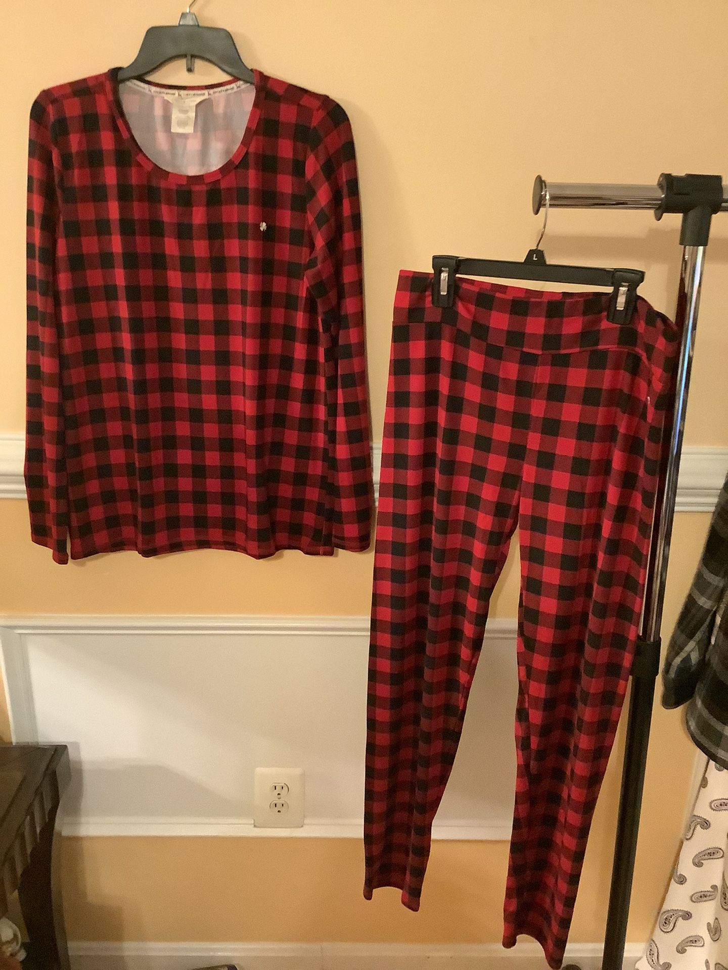 Lucky Brand Pajama Set
