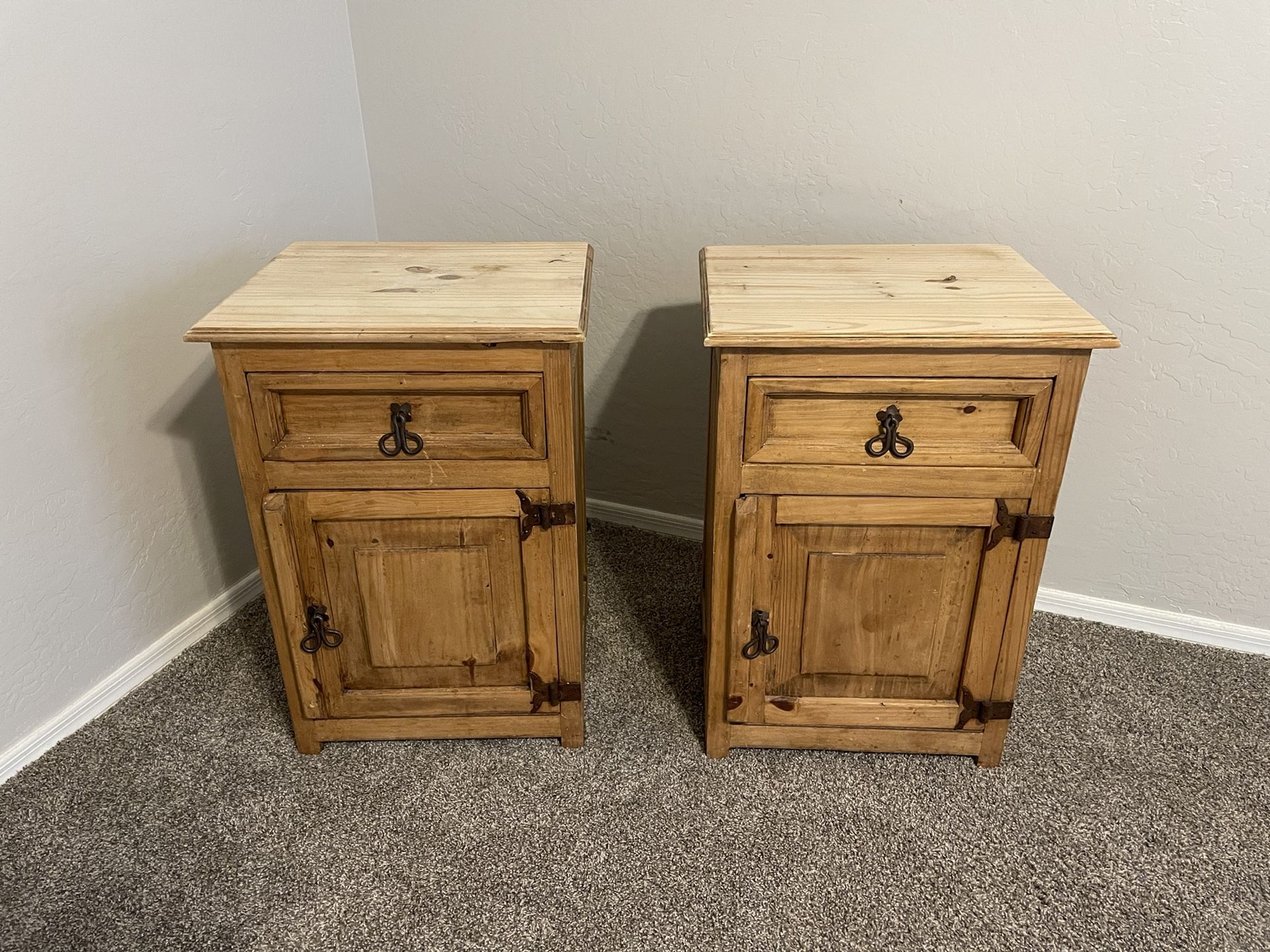 End Table Set