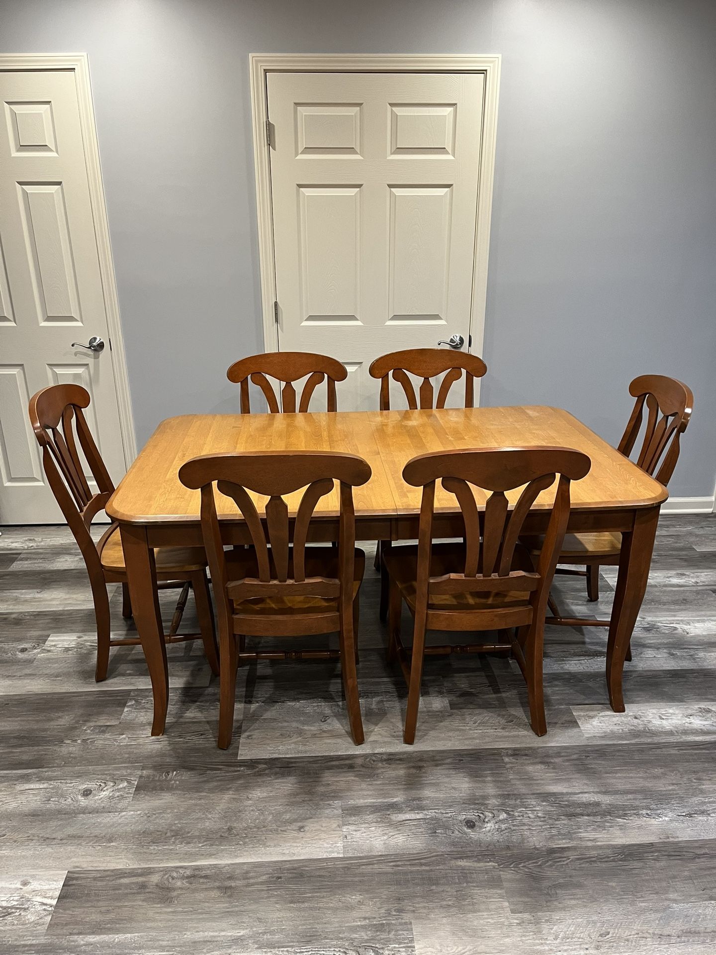 7 Piece Dining Room Table Set - Free Delivery