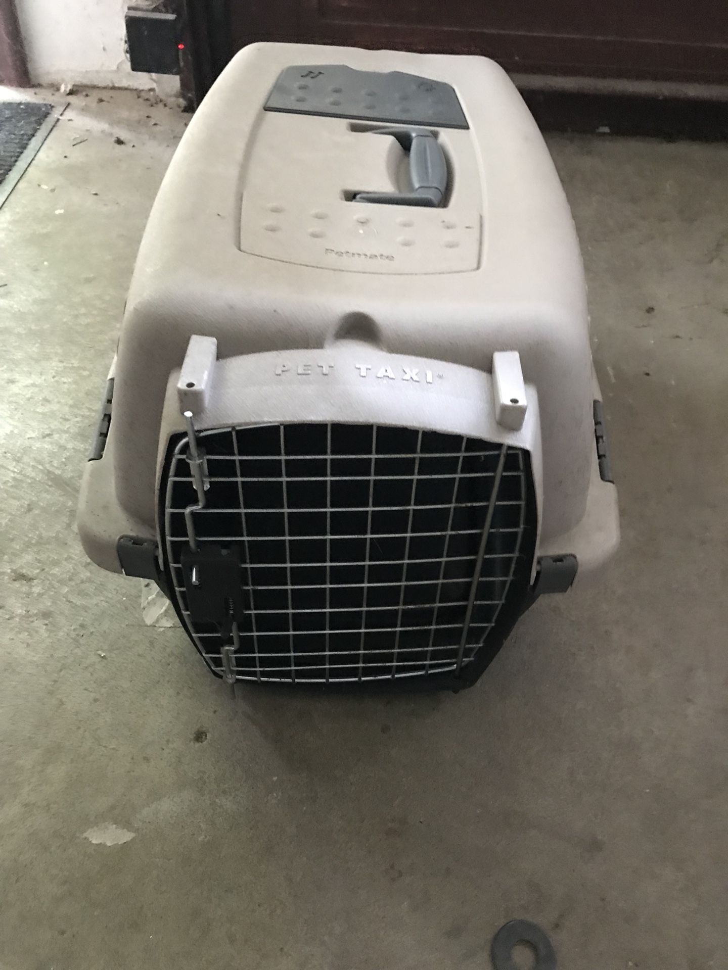 Animal crate$15
