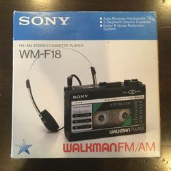 Sony Walkman WM-F18 in box