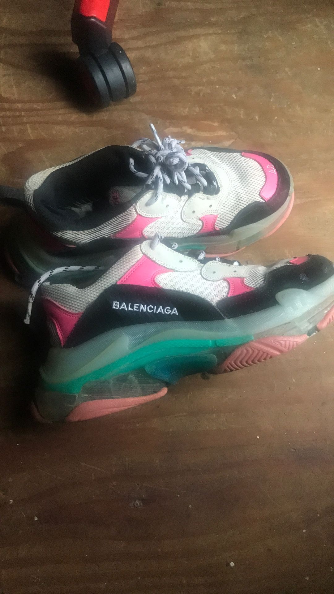 Balenciaga Colorful 40