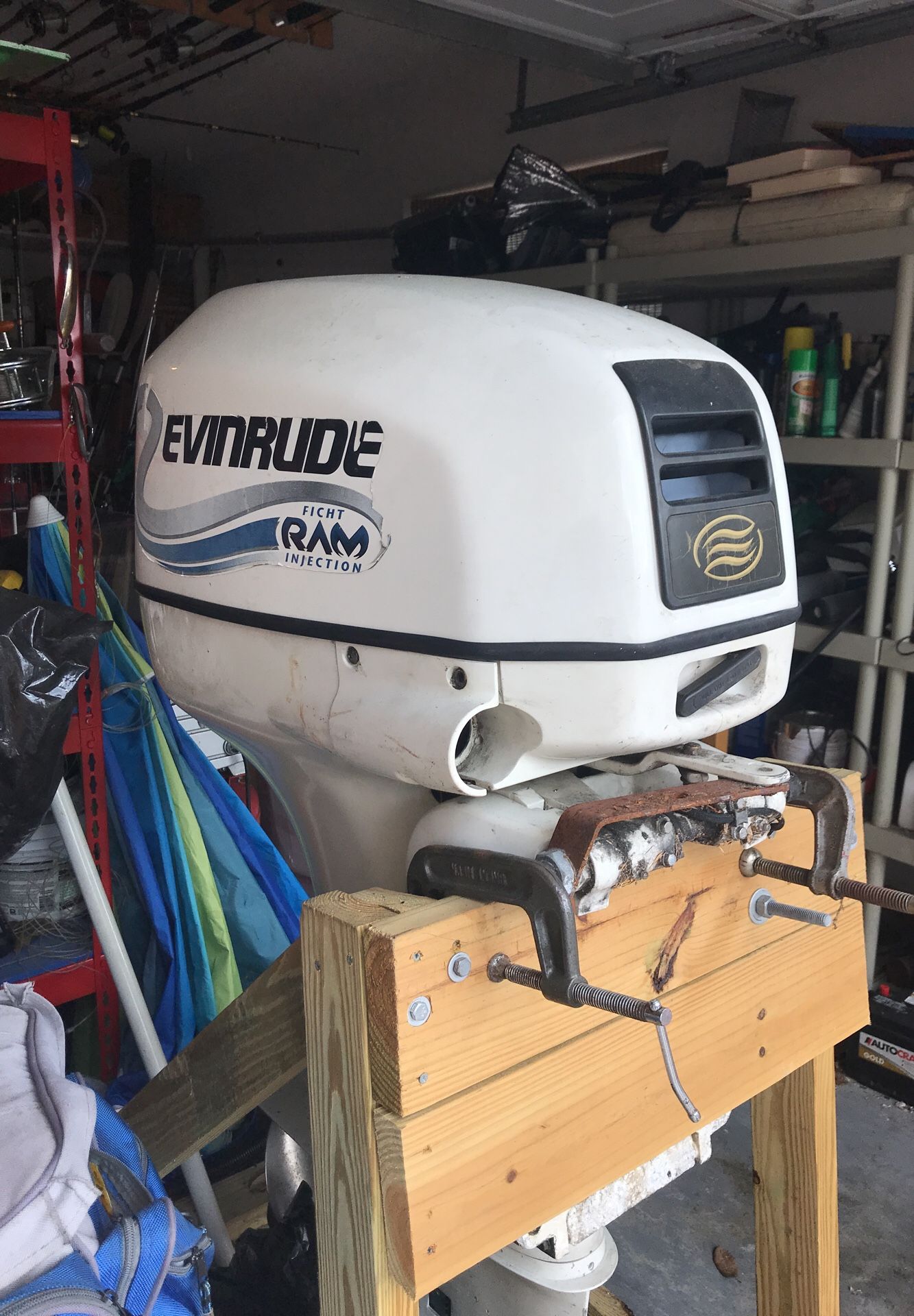 Evinrude / 115 HP Ficht Ram Injection