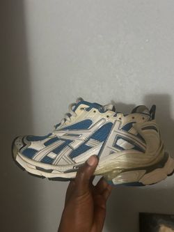 Balenciaga runners