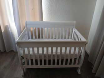 Baby crib