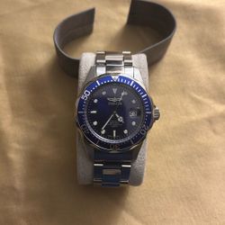 Invicta Pro Diver (Blue Sunray Dial) - 200M Water Resistant - Stainless Steel