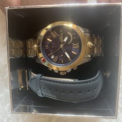 Mens Silver / Gold Versace Watch 