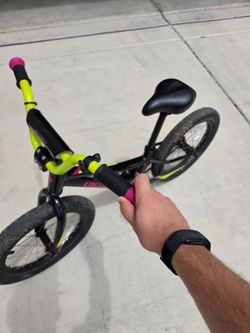 Bike 16 inch with training wheels