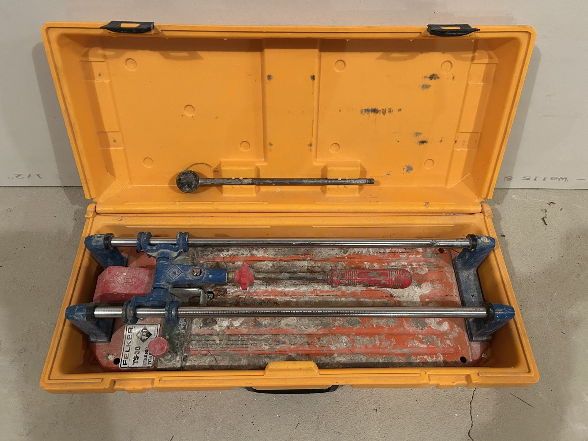 Ceramic Tile Cutter