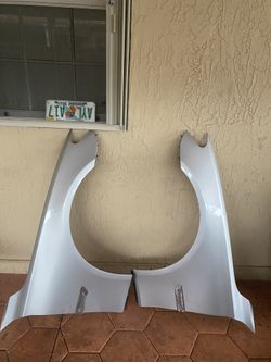  10-15 OEM BMW F01 F02 740 750 Front Left  And Right Side  Side Fender Panel White