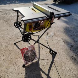 Ryobi RTS23 15 AMP 10in. Expanded Capacity Portable Table Saw With Rolling Stand