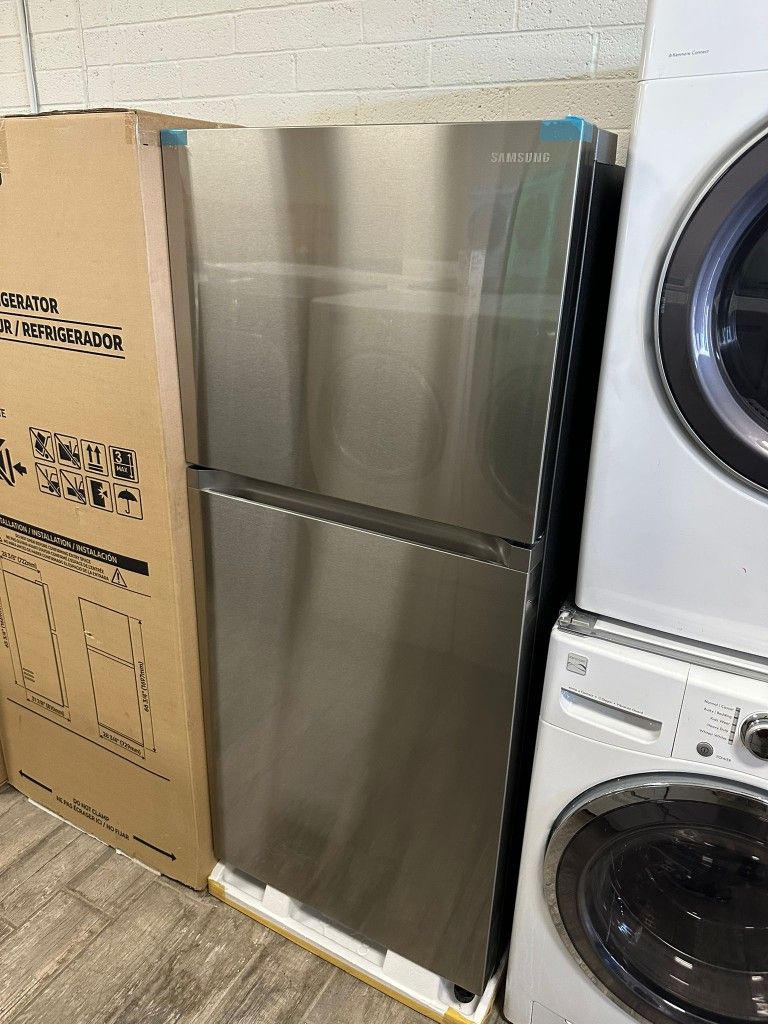 Samsung stainless steel top bottom fridge new with warranty