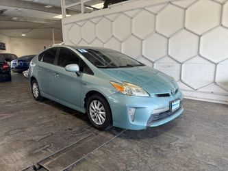2013 Toyota Prius Plug-in Hybrid