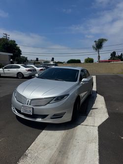 2014 Lincoln MKZ
