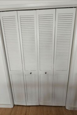 One Bifold door 24 x 80