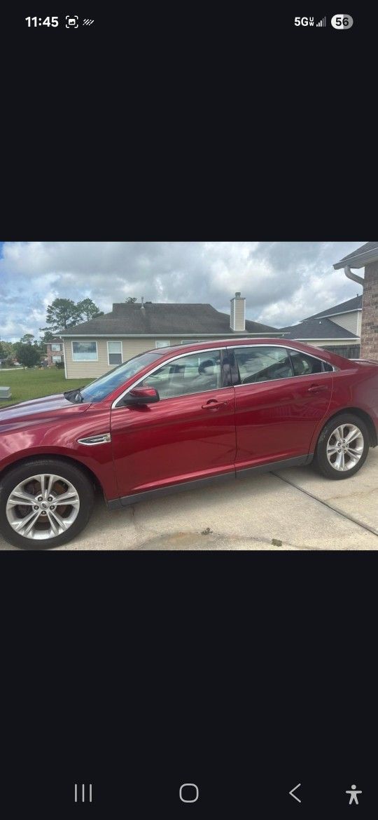 Ford Taurus, Year 2013,