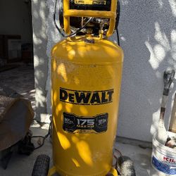 DeWalt Air Compressor 
