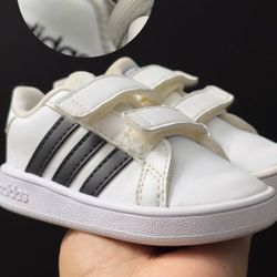Baby Addidas 