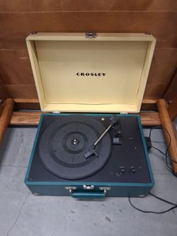 Crosley Portable Suitcase Record Player