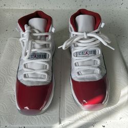 Jordan cherry 11’s