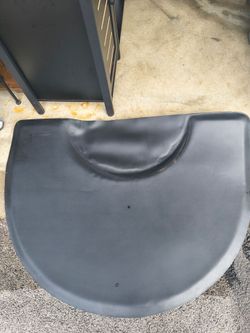 Salon chair mat