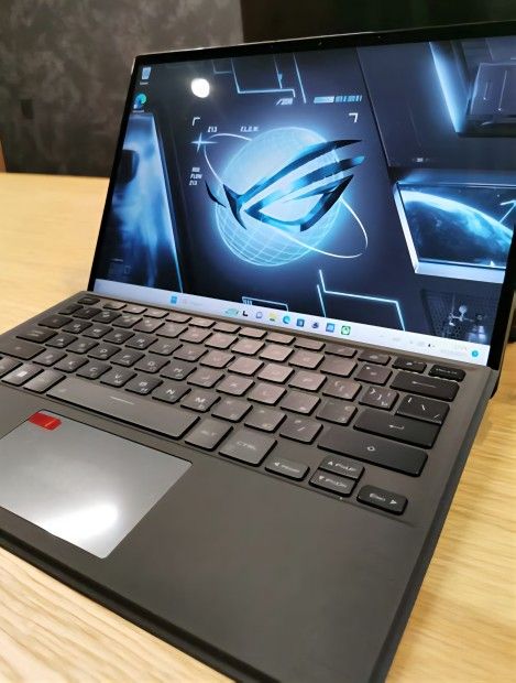 ASUS ROG Flow Z13 Gaming Tablet (Like New)