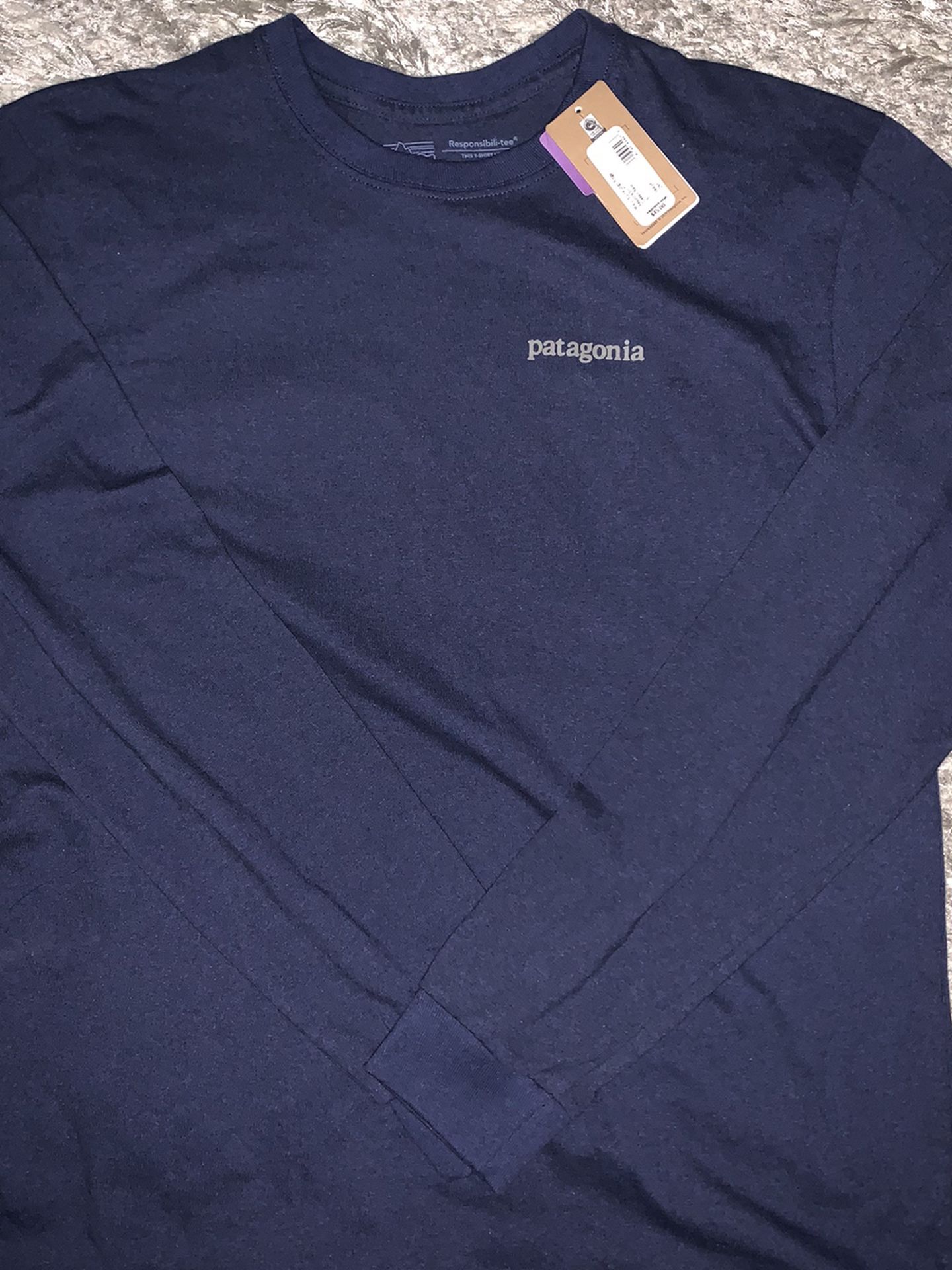 NEW Men’s Small Patagonia Long Sleeve Navy Blue Shirt Top