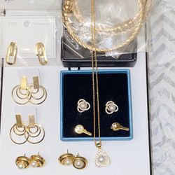 Earring Sets, Bracelets, Pendants, Jewelry Sets (Items Priced individually)