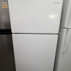 AMANA 30” TOP AND BOTTOM REFRIGERATOR 
