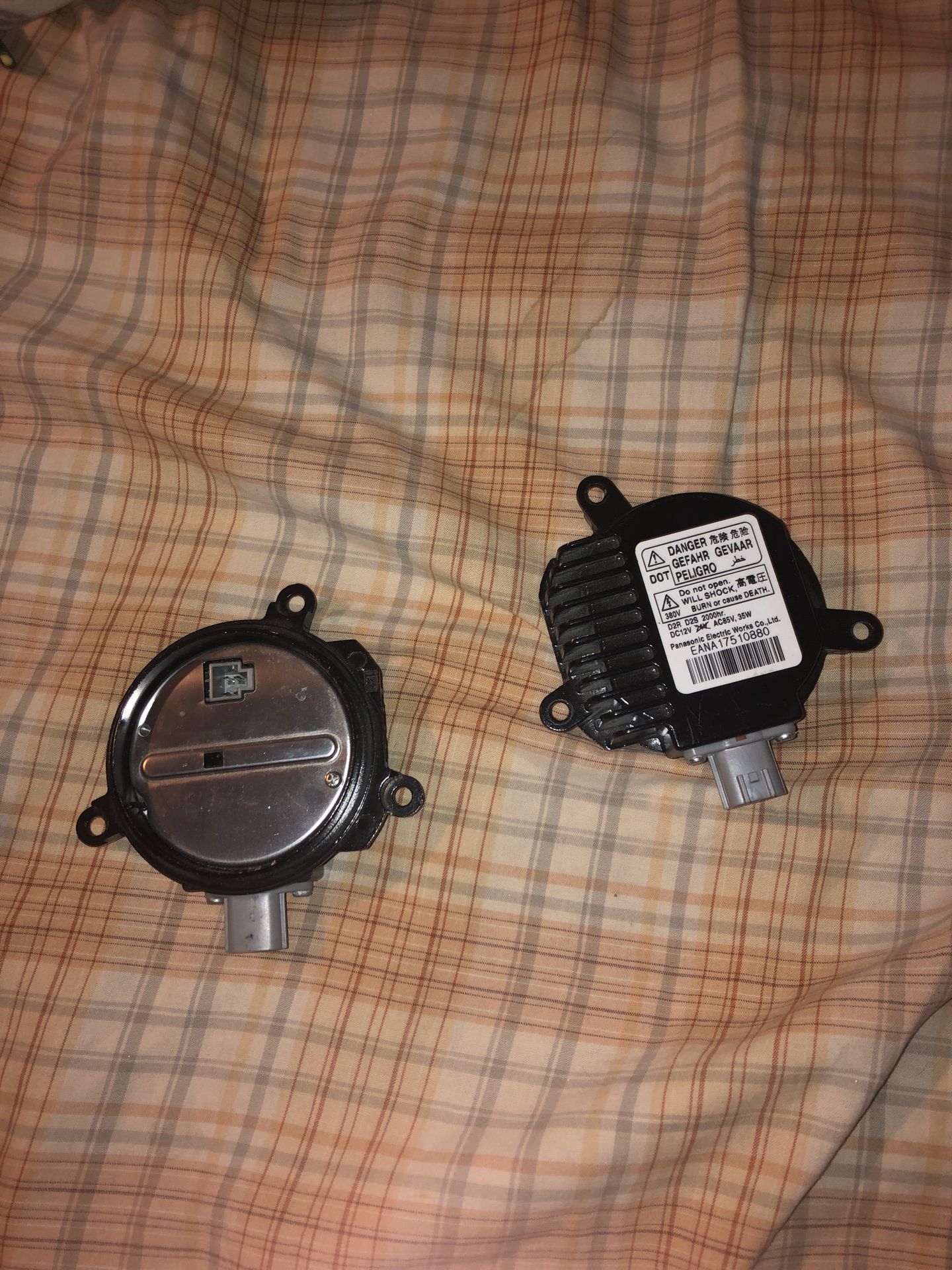 Nissan 350z Oem Ballasts Pair