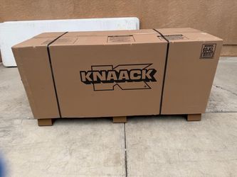 KNAACK JOBMASTER CHEST TOOL BOX size 60” long x 29” top x 2ft wide asking $1200 thanks comes with lock