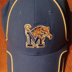 Memphis Wildcats Hat Cap Nike Velcor Snapback Stitched Used
