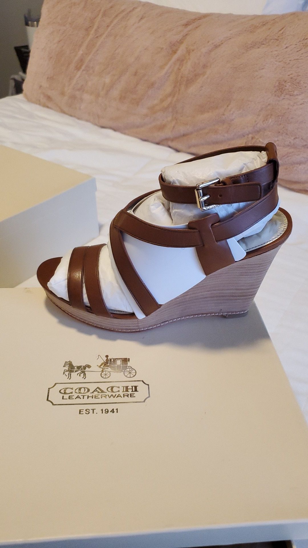 COACH MACEY VACHETTA SZ8.5