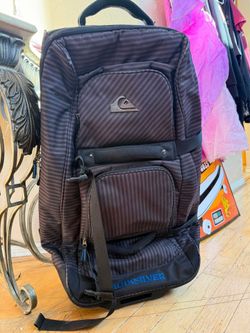 Quicksilver rolling duffle bag