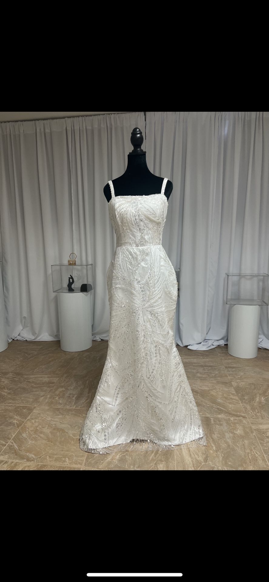 Stunnin Bodycon Wedding Dress