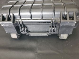 42" Hardcase with wheels