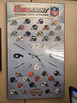 NFL TEAM CLOCK