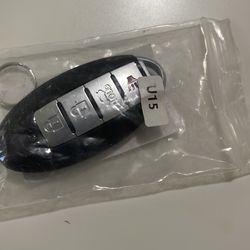 Infiniti Nissan car fob with battery new