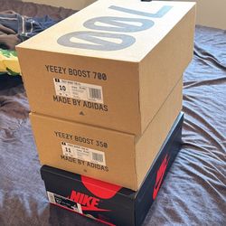 Free Sneaker boxes NO SHOES INSIDE