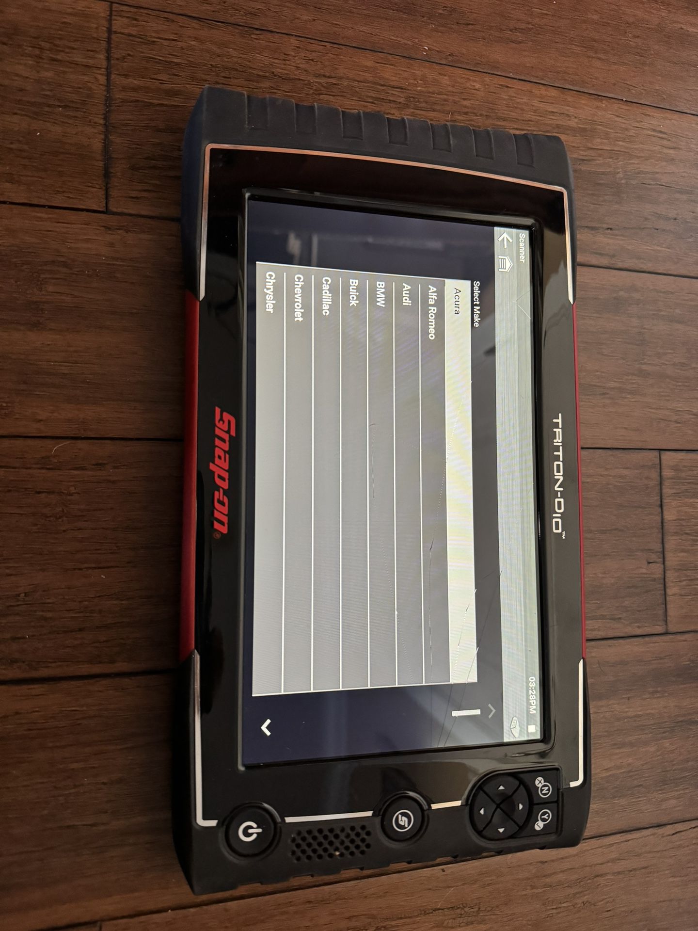 SNAP-ON TRITON D10 Diagnostic Scanner & Scope EEMS344 (screen glass is damaged)
